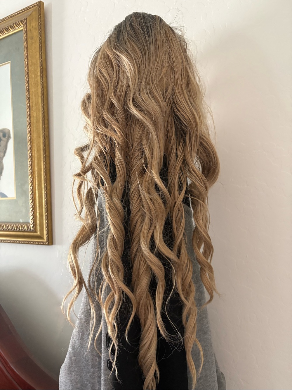 Blonde Long Wavy Women’s Wig 20 inches - Natural Blonde